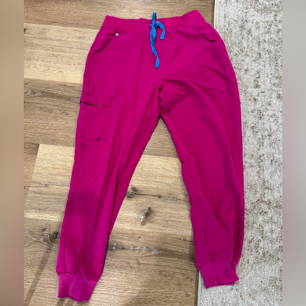 Raspberry Zamora jogger